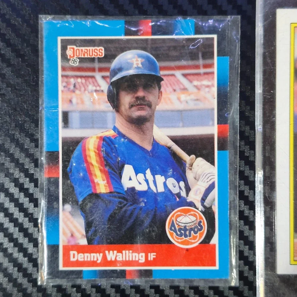 Lot of (4) Denny Walling Cards - '88 Donruss + Topps '90 Topps + Fleer